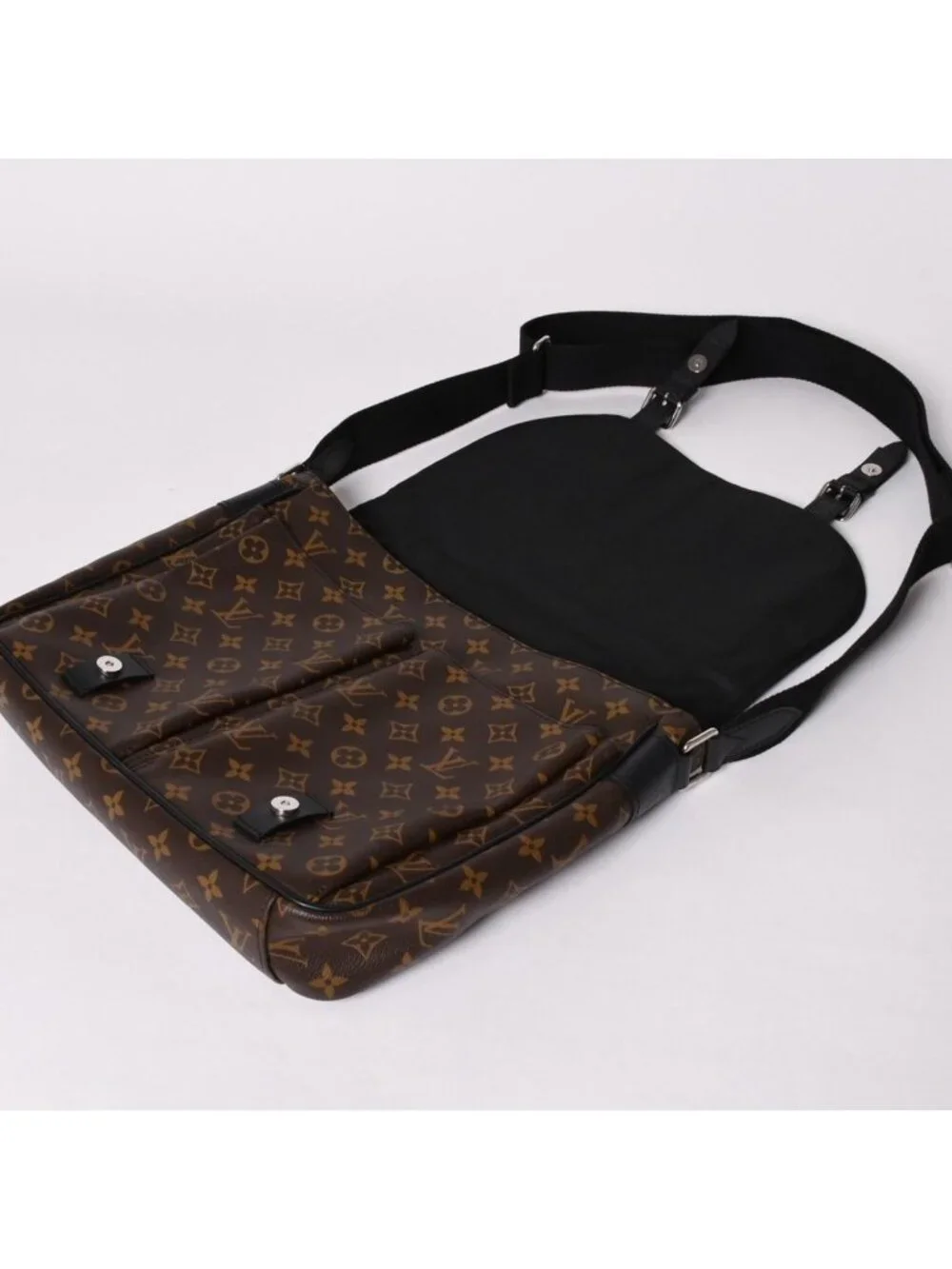 Louis Vuitton Christopher Messenger Bag Monogram Macassar Leather Brown